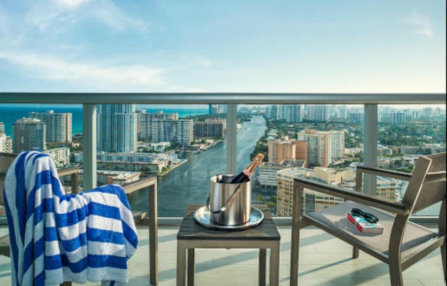 Studio In Hallandale 2 Beds Hallandale Beach Buitenkant foto